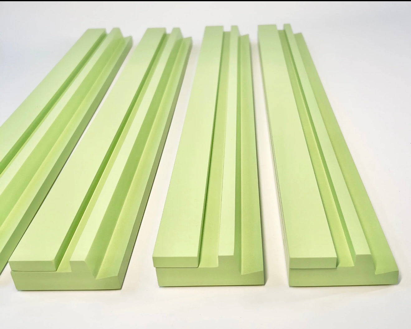 20” Wooden Mahjong Racks / magnetic pushers ￼