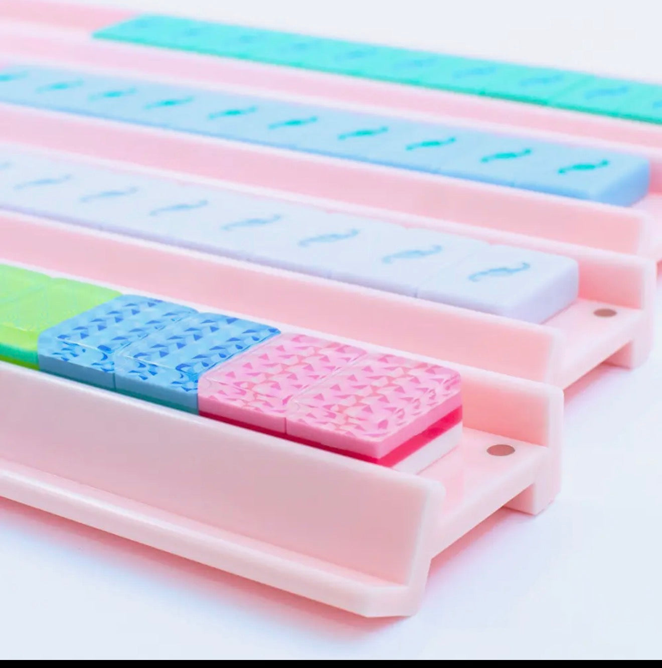Acrylic Mahjong Racks ￼