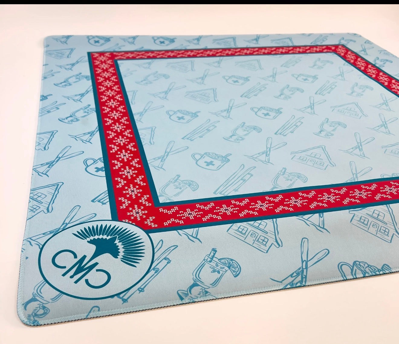 Ski Club Mat- Red Sweater Border & Toile Pattern w/ Carrying Bag