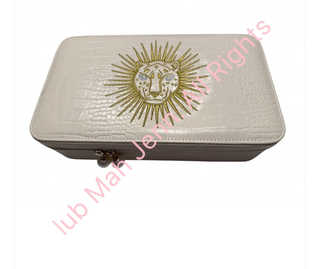 CLUB MAH JENN
Luxury Faux Croc
Travel Case - SMALL PREORDER Earliest
Est. Arrival
December 2027
FINAL SALE